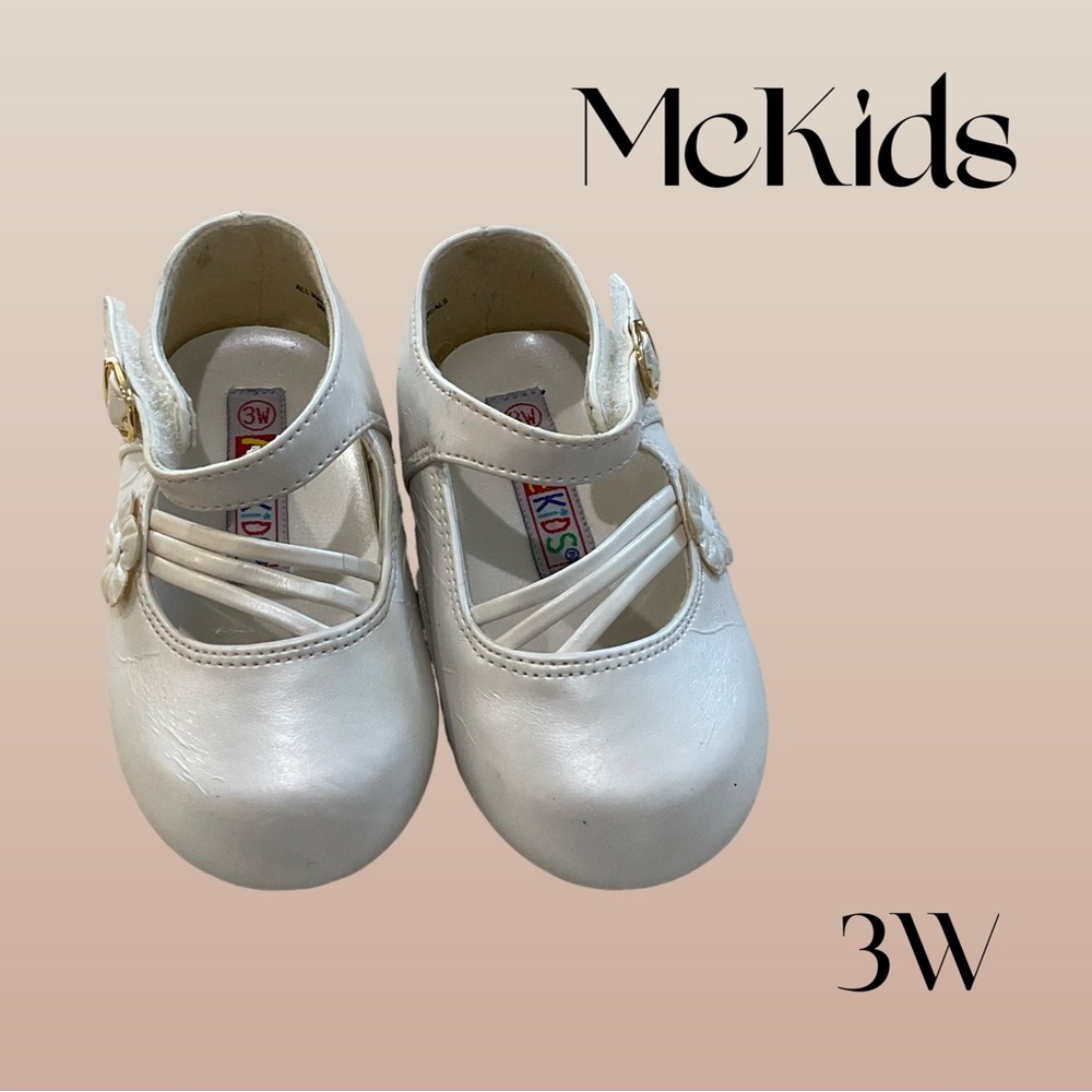 Vintage McKids WIDE FIT White Infant Dress Shoes Size 3W Flower Girl Baby